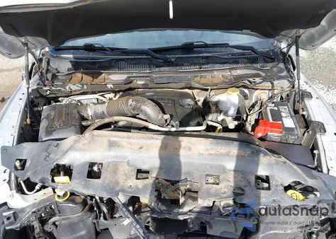 2017 Ram 1500 Night 4X4 5'7 Box from USA, damaged, VIN 1C6RR7MT4HS617399